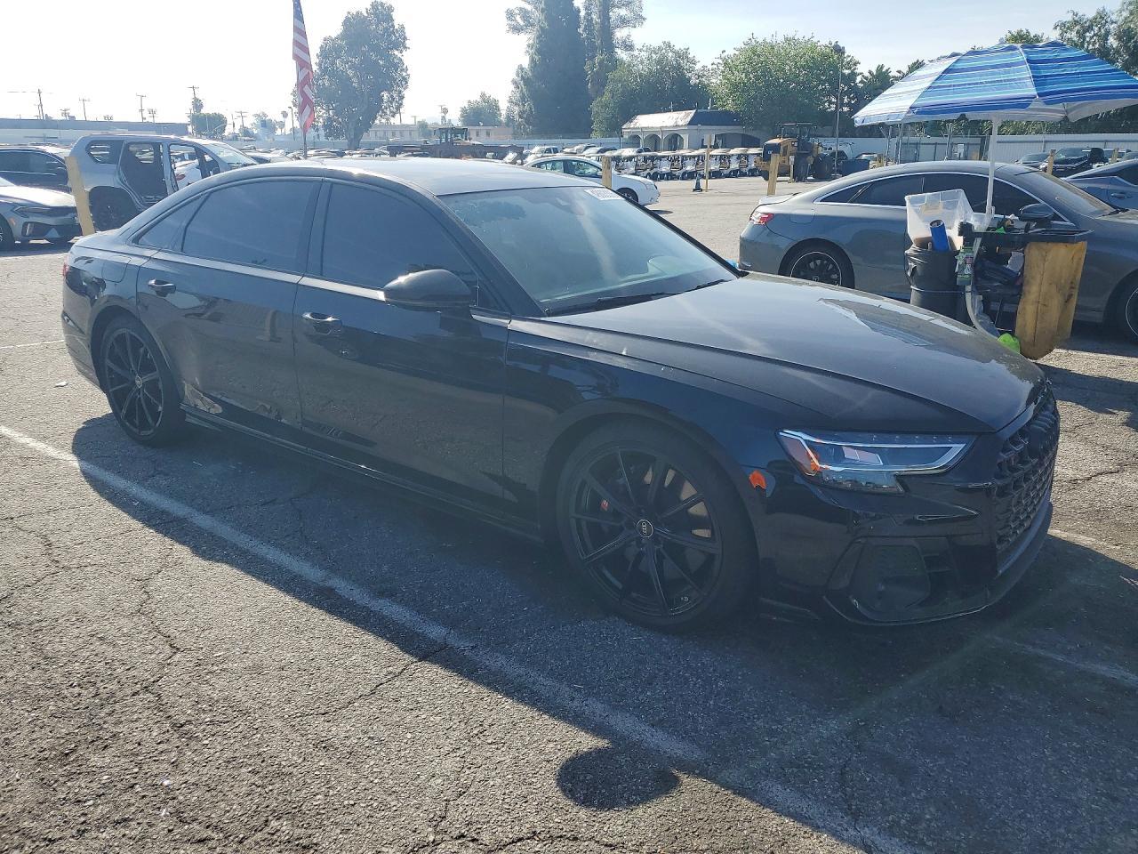 2024 AUDI S8