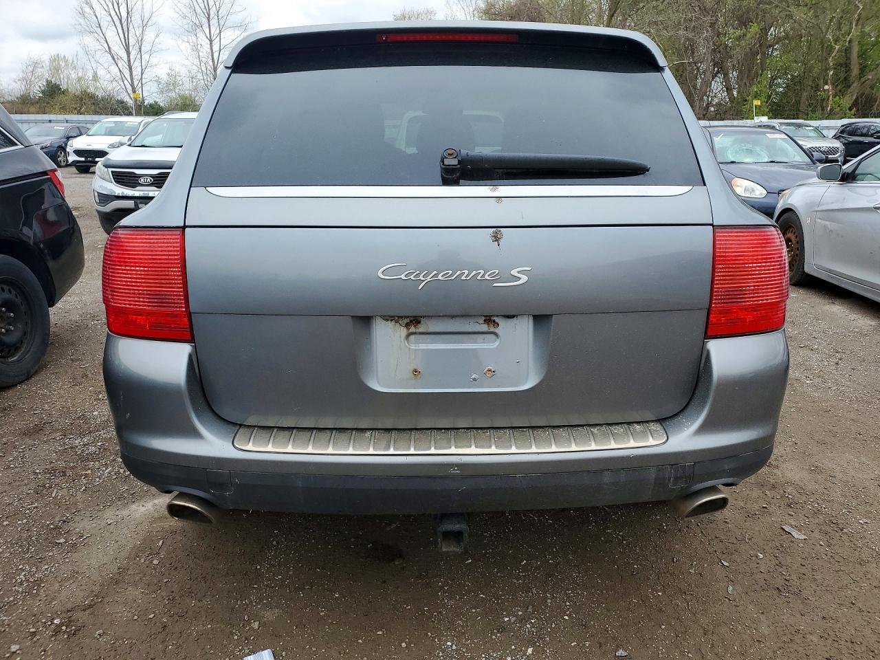 2003 PORSCHE CAYENNE