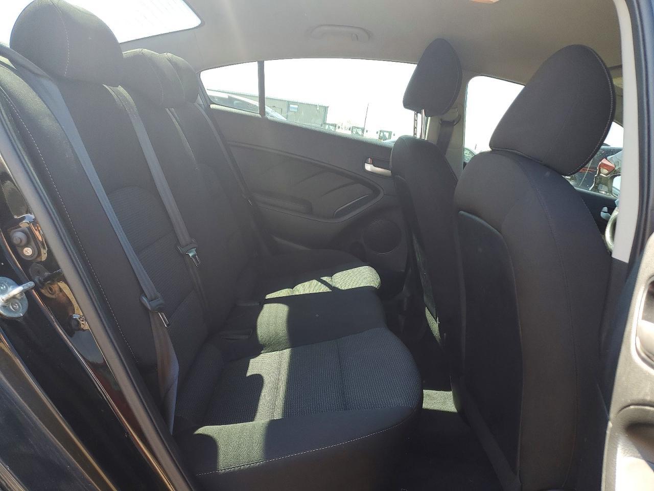 2017 KIA FORTE