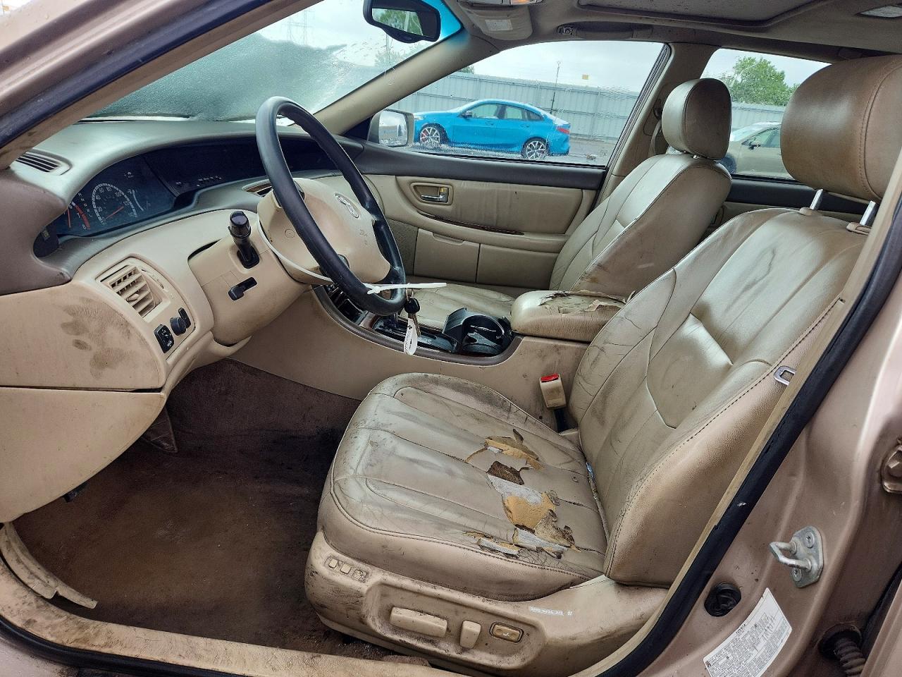 2002 TOYOTA Avalon