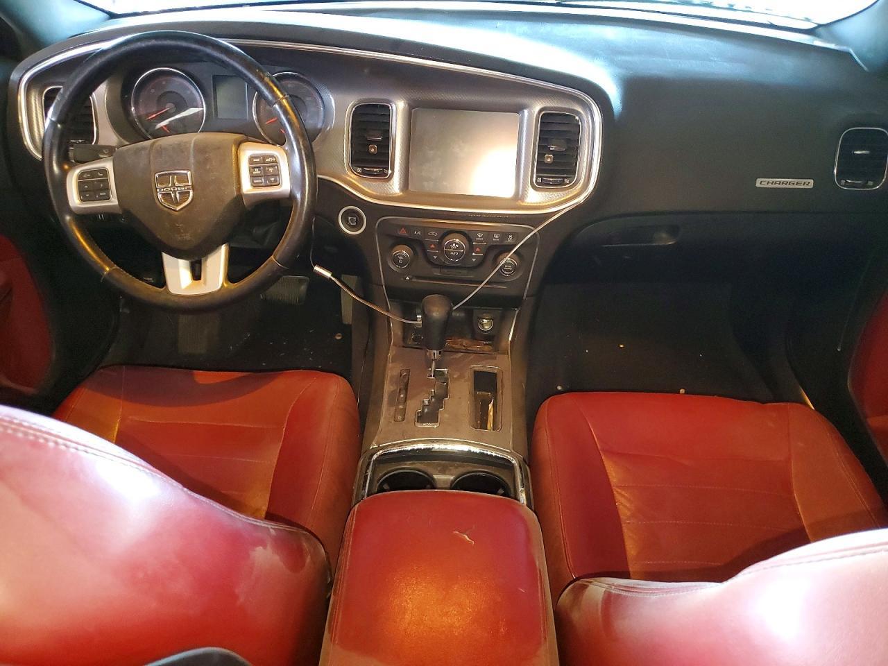 2011 DODGE CHARGER
