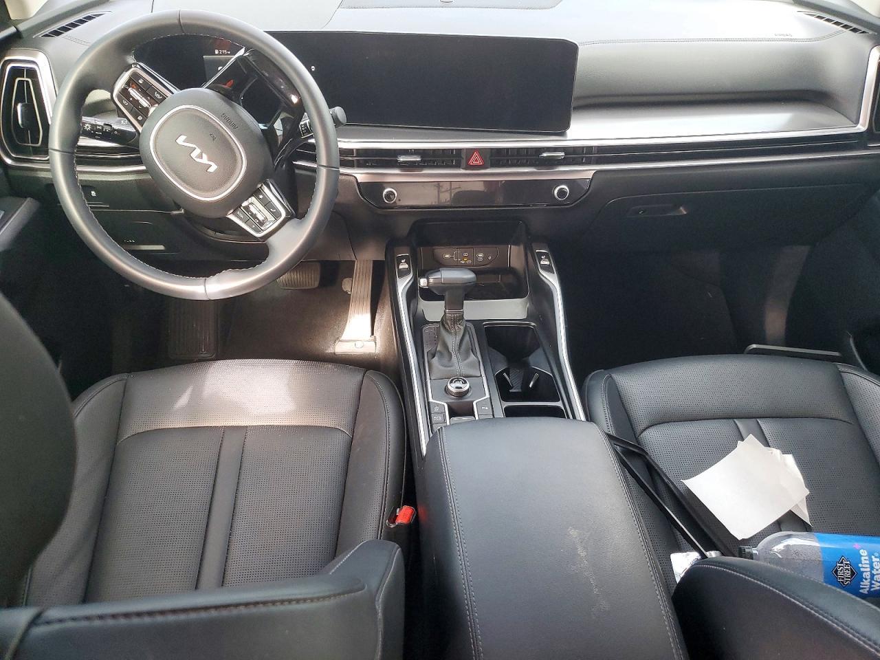 2025 KIA SORENTO