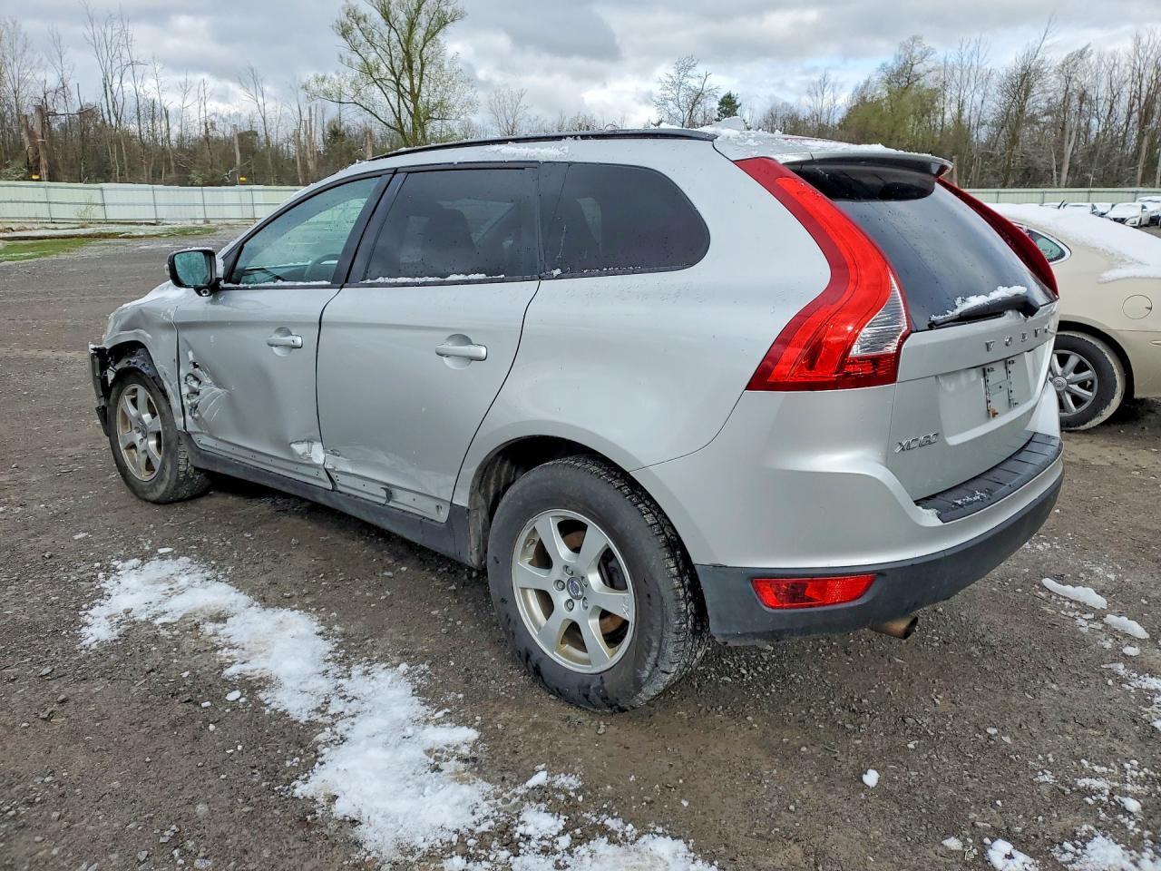 2010 VOLVO XC60