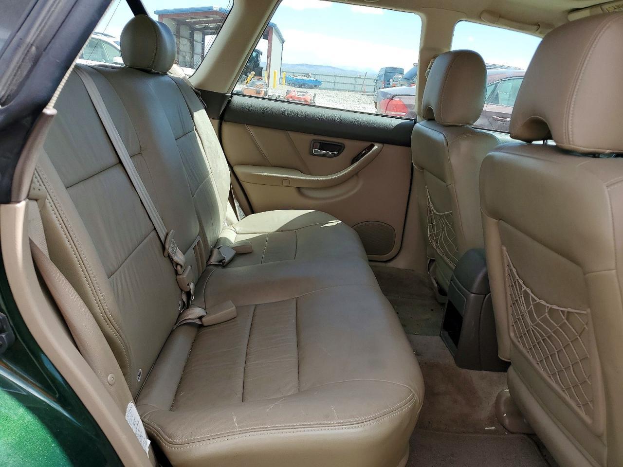 2002 SUBARU Legacy