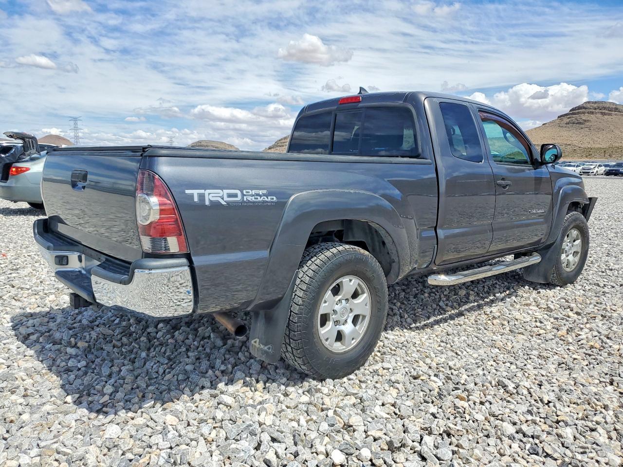 2012 TOYOTA TACOMA