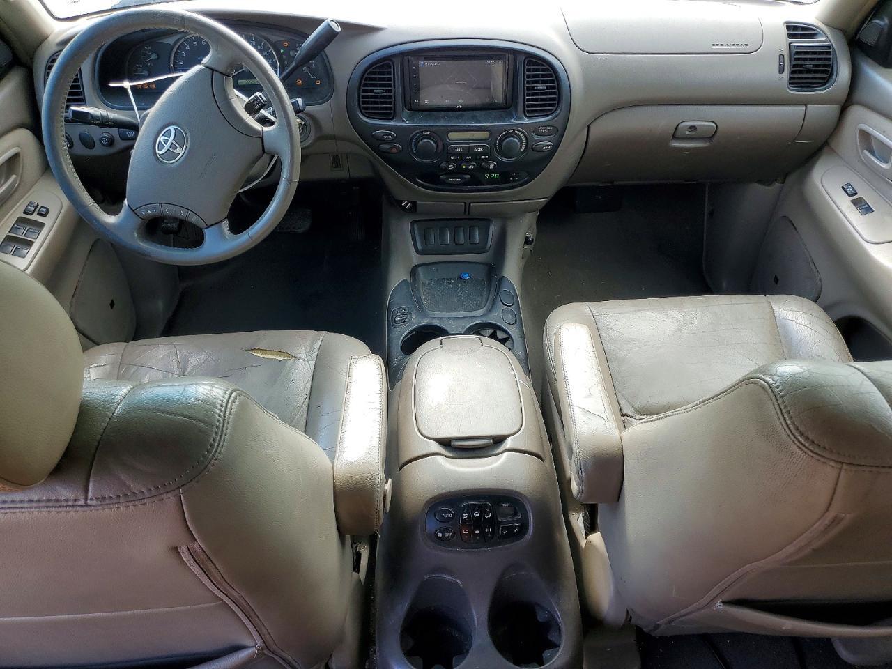 2005 TOYOTA Sequoia