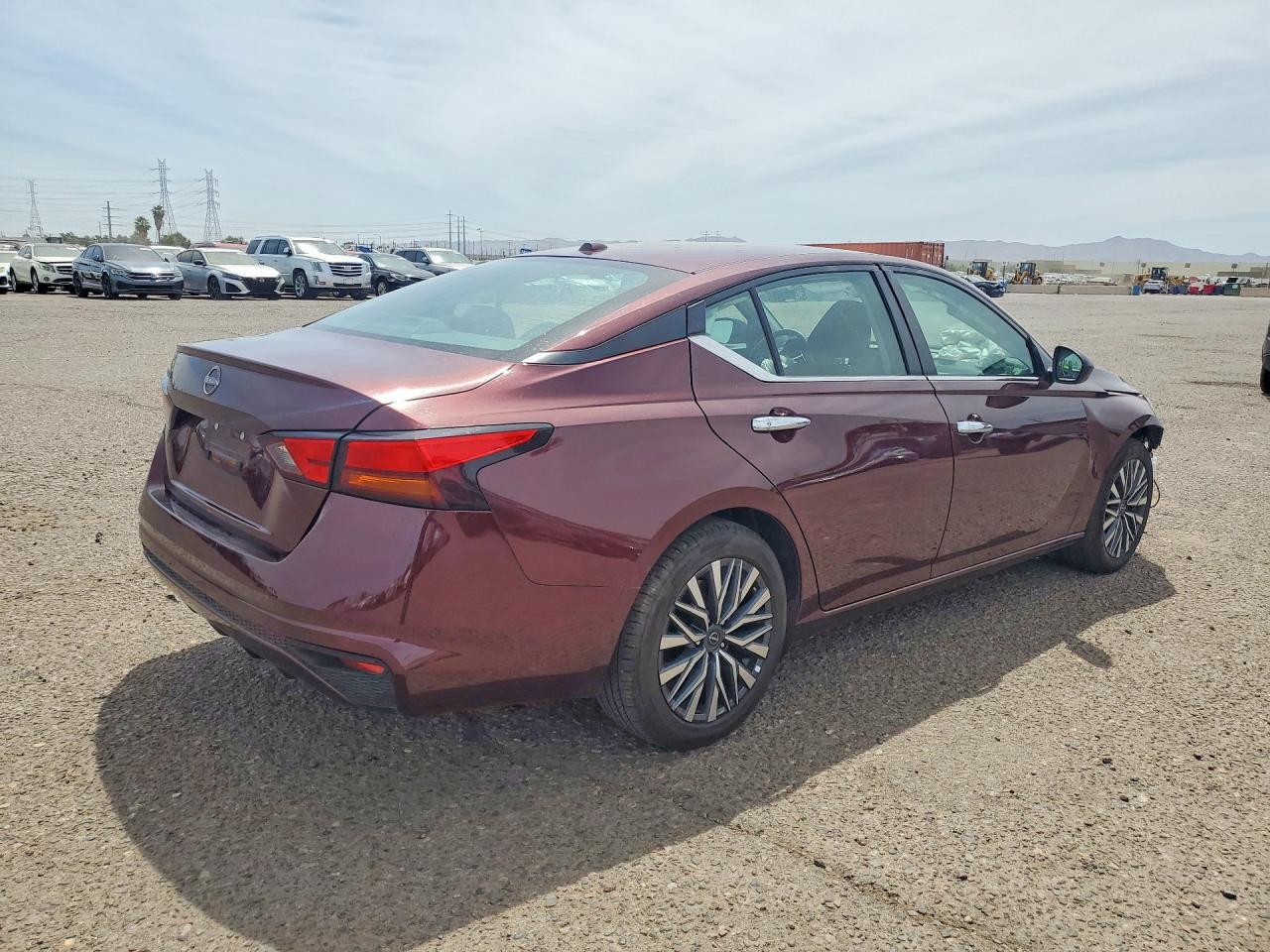 2025 NISSAN ALTIMA