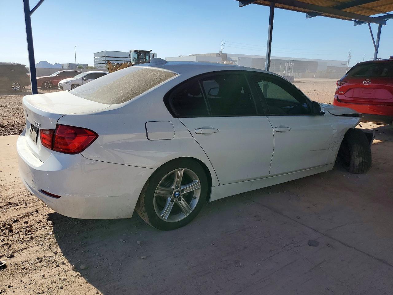 2013 BMW 3 SERIES