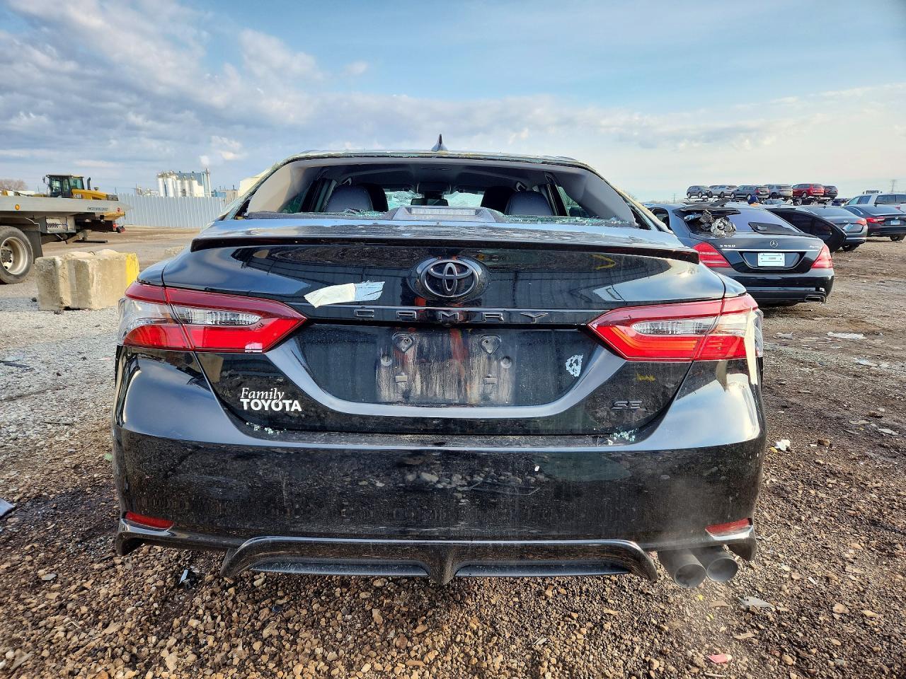2021 TOYOTA CAMRY