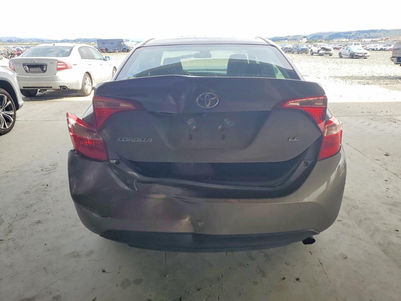 2018 TOYOTA COROLLA