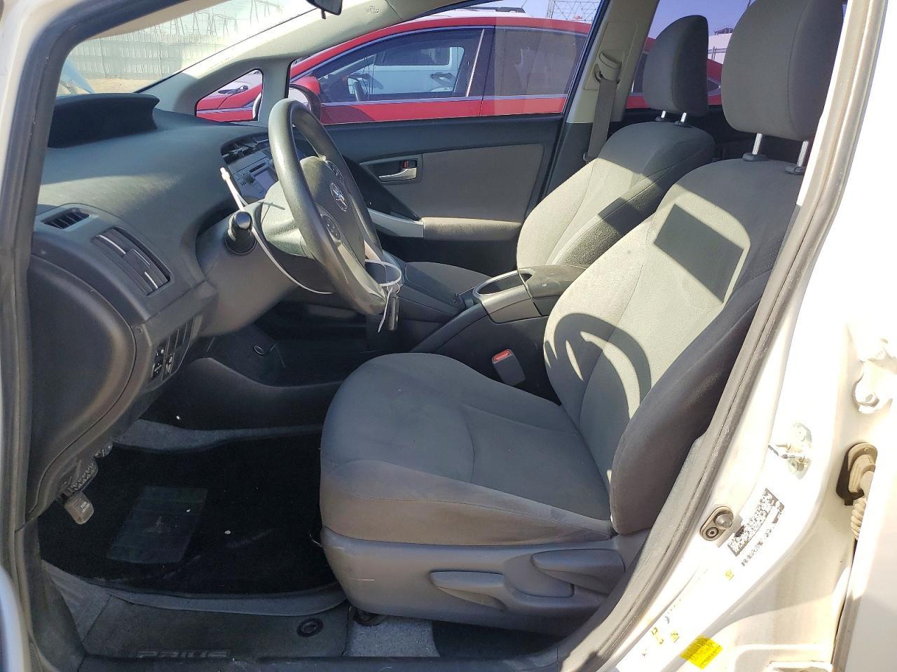 2014 TOYOTA PRIUS