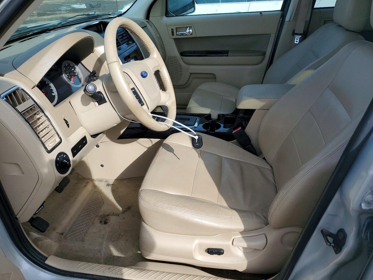 2009 FORD ESCAPE
