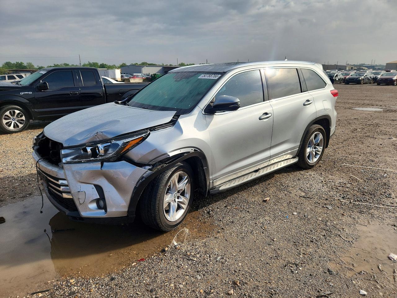 2018 TOYOTA HIGHLANDER