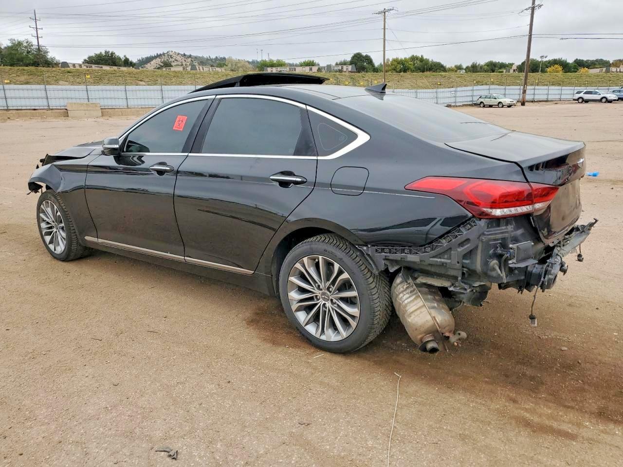 2015 HYUNDAI GENESIS