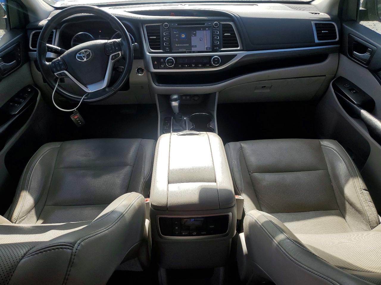 2018 TOYOTA HIGHLANDER