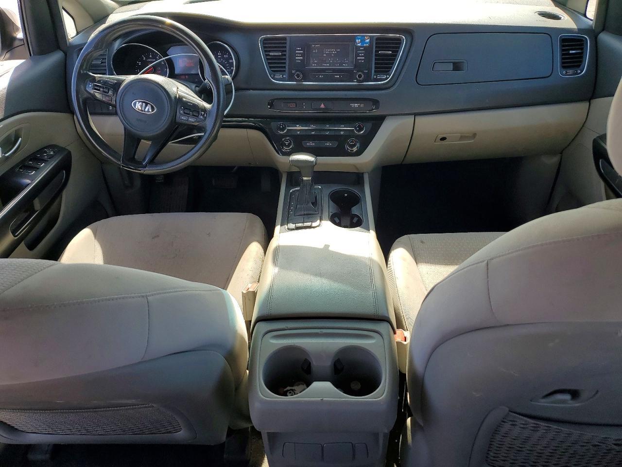 2017 KIA SEDONA