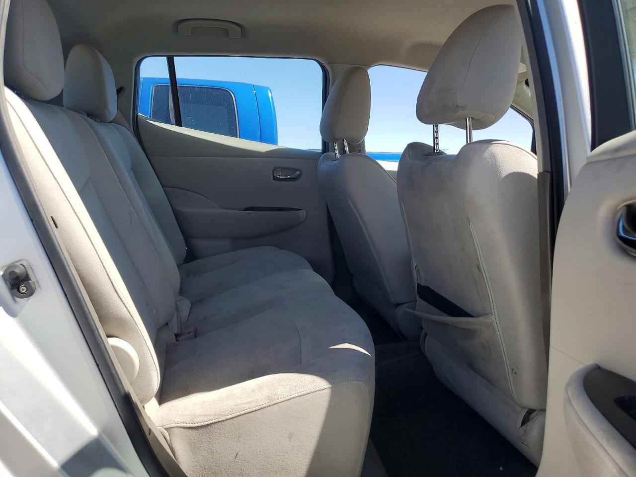 2012 NISSAN LEAF