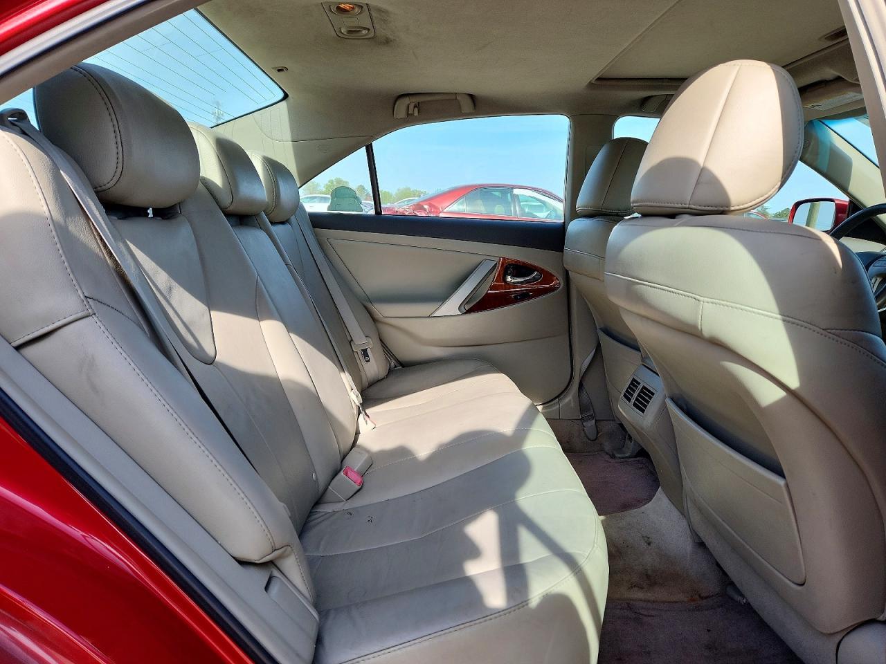 2011 TOYOTA CAMRY