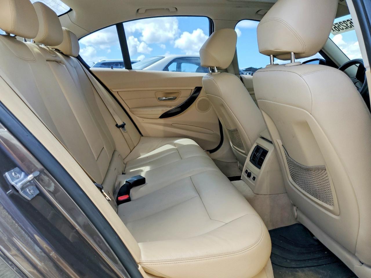 2014 BMW 3 SERIES