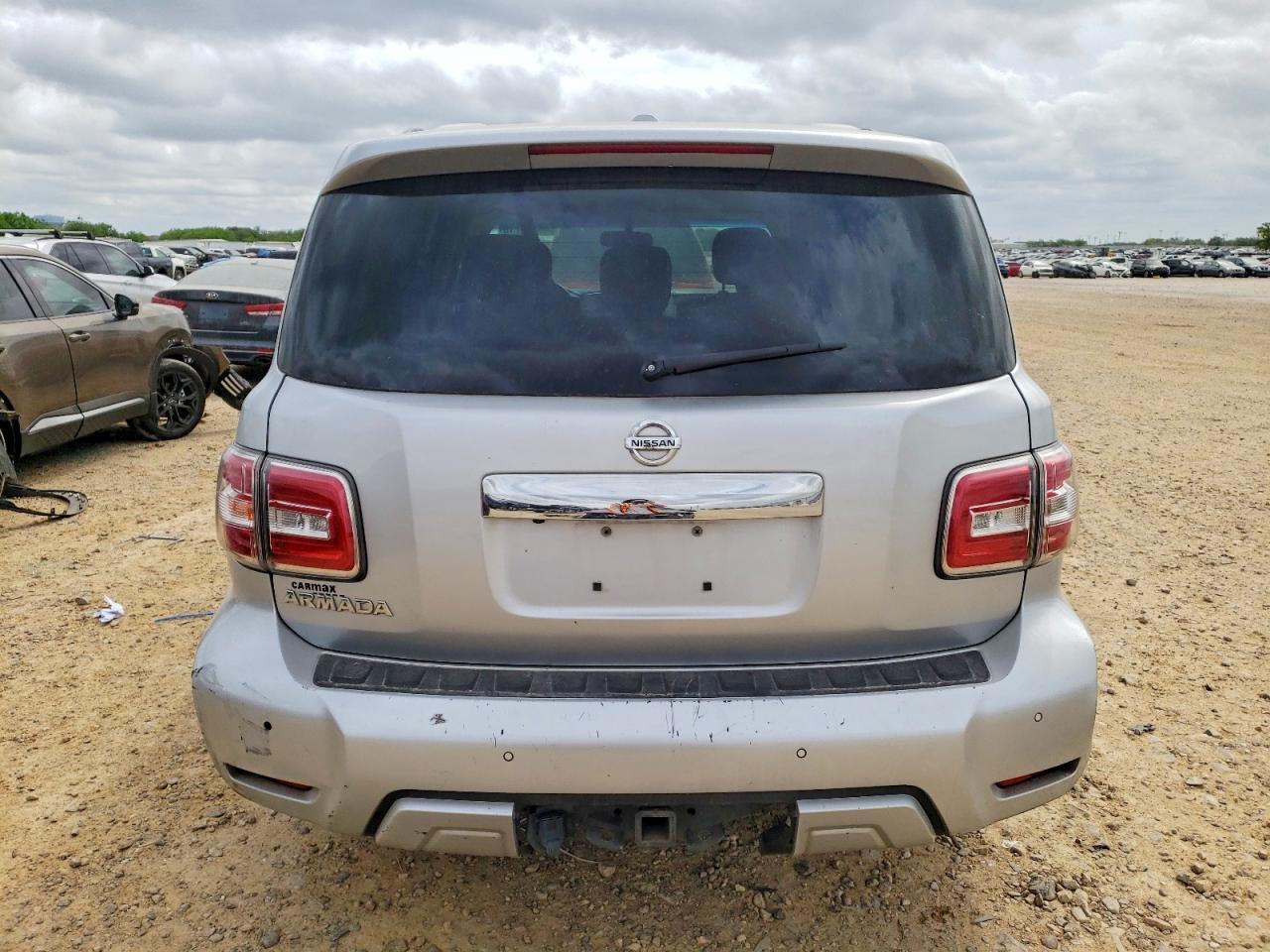 2017 NISSAN Armada