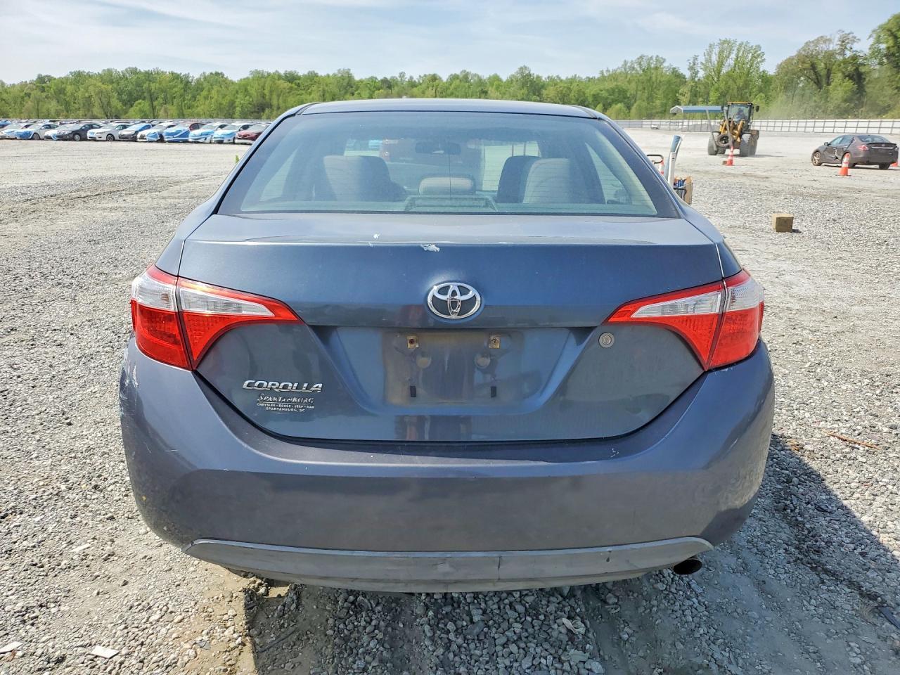 2015 TOYOTA COROLLA