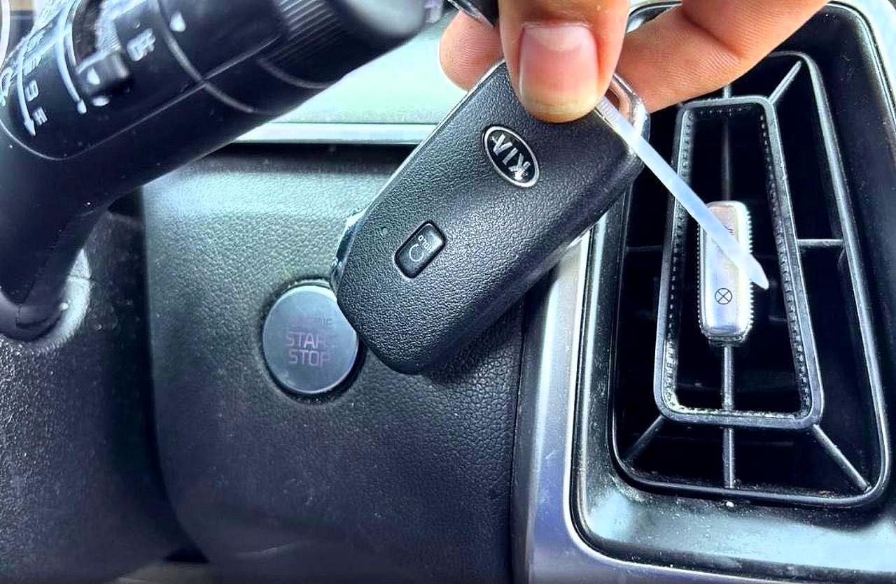 2021 KIA SORENTO