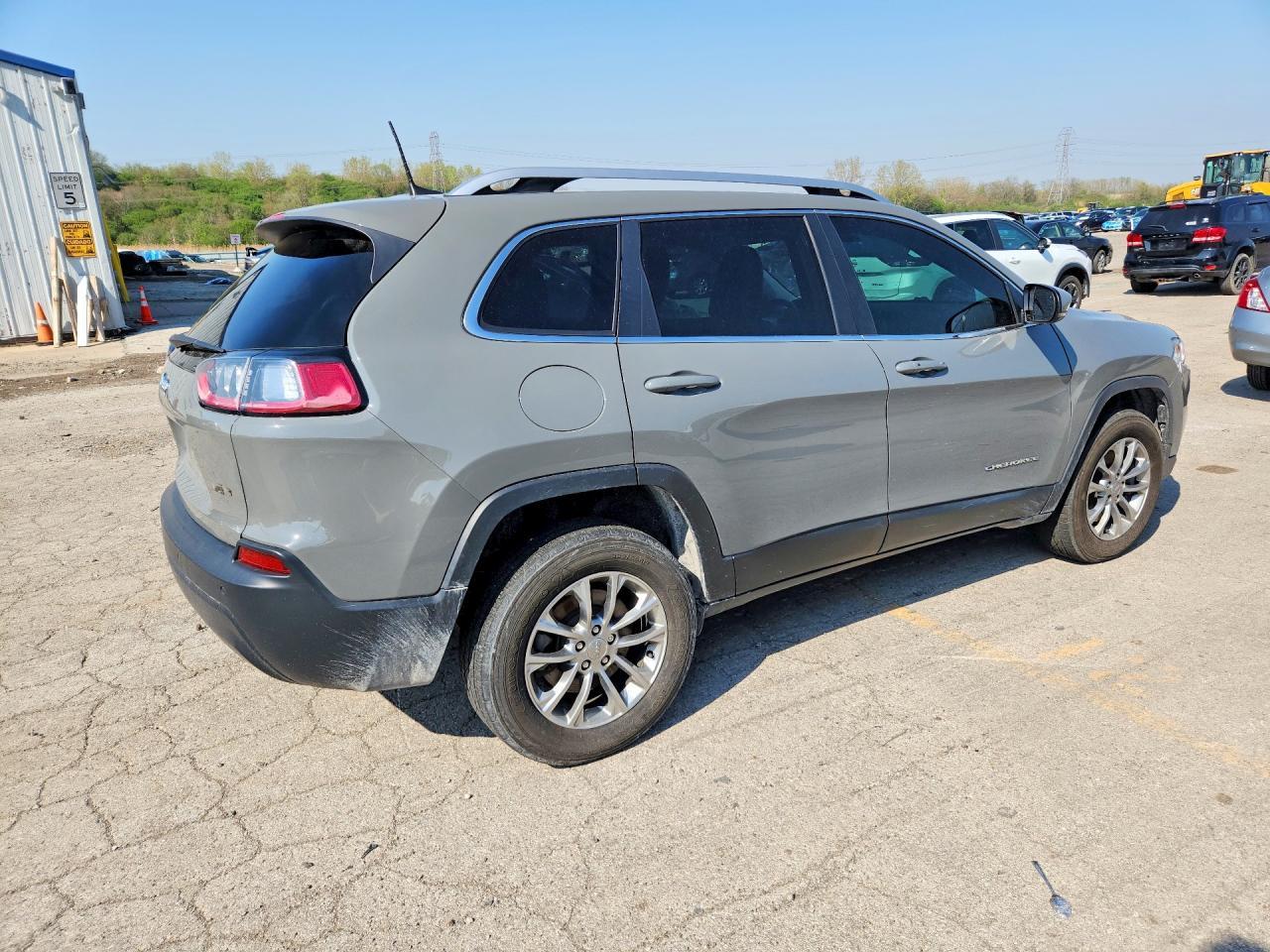 2019 JEEP CHEROKEE