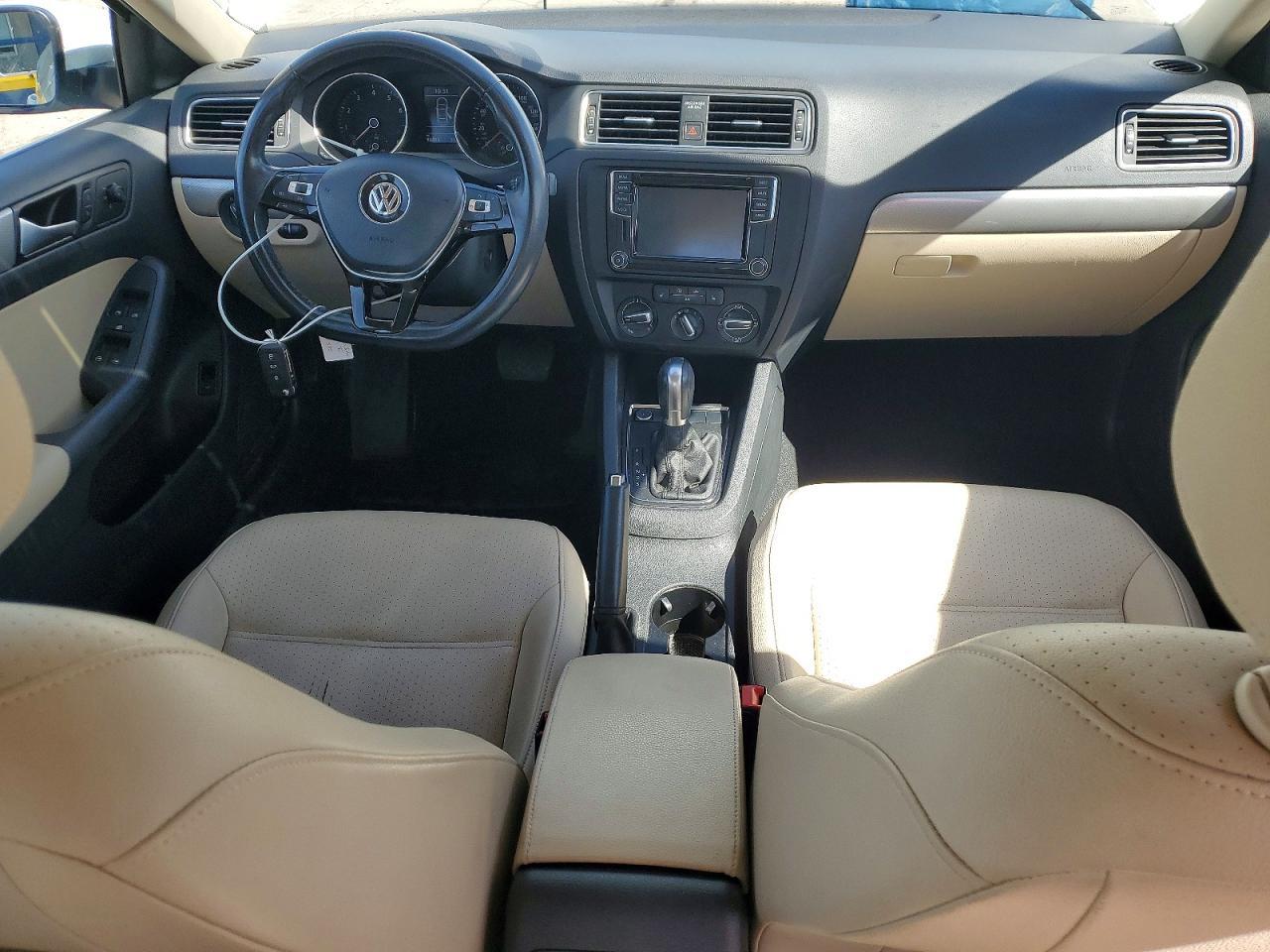 2017 VOLKSWAGEN JETTA