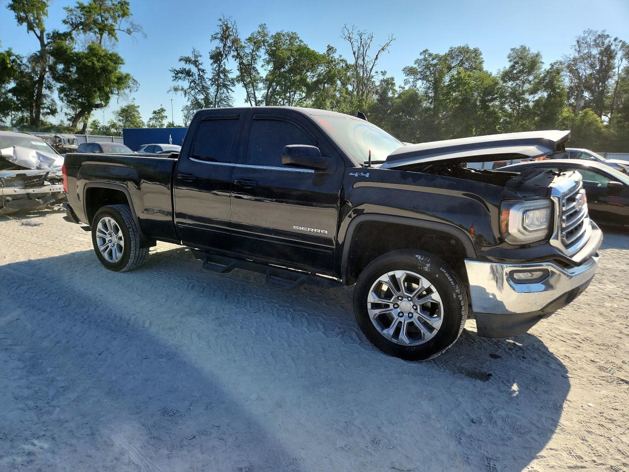 2016 GMC Sierra