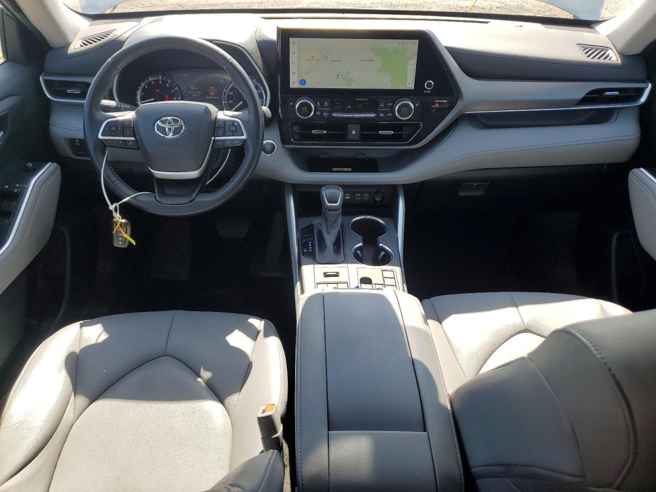 2023 TOYOTA HIGHLANDER