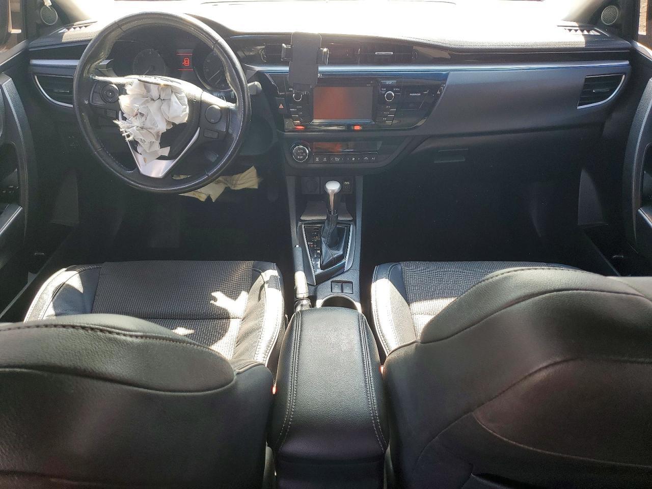 2015 TOYOTA COROLLA
