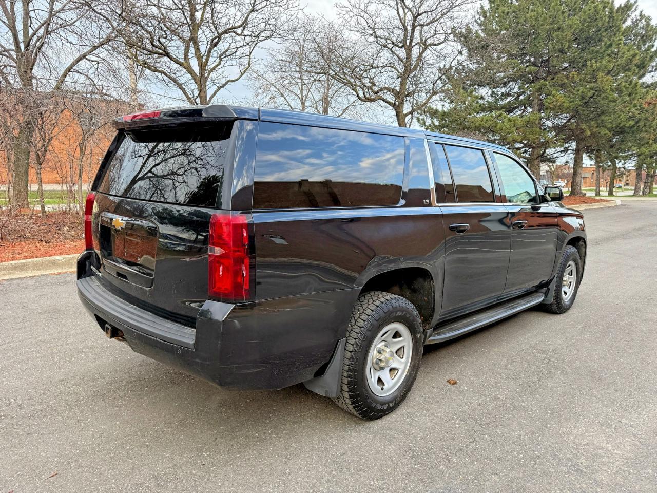 2015 CHEVROLET Suburban