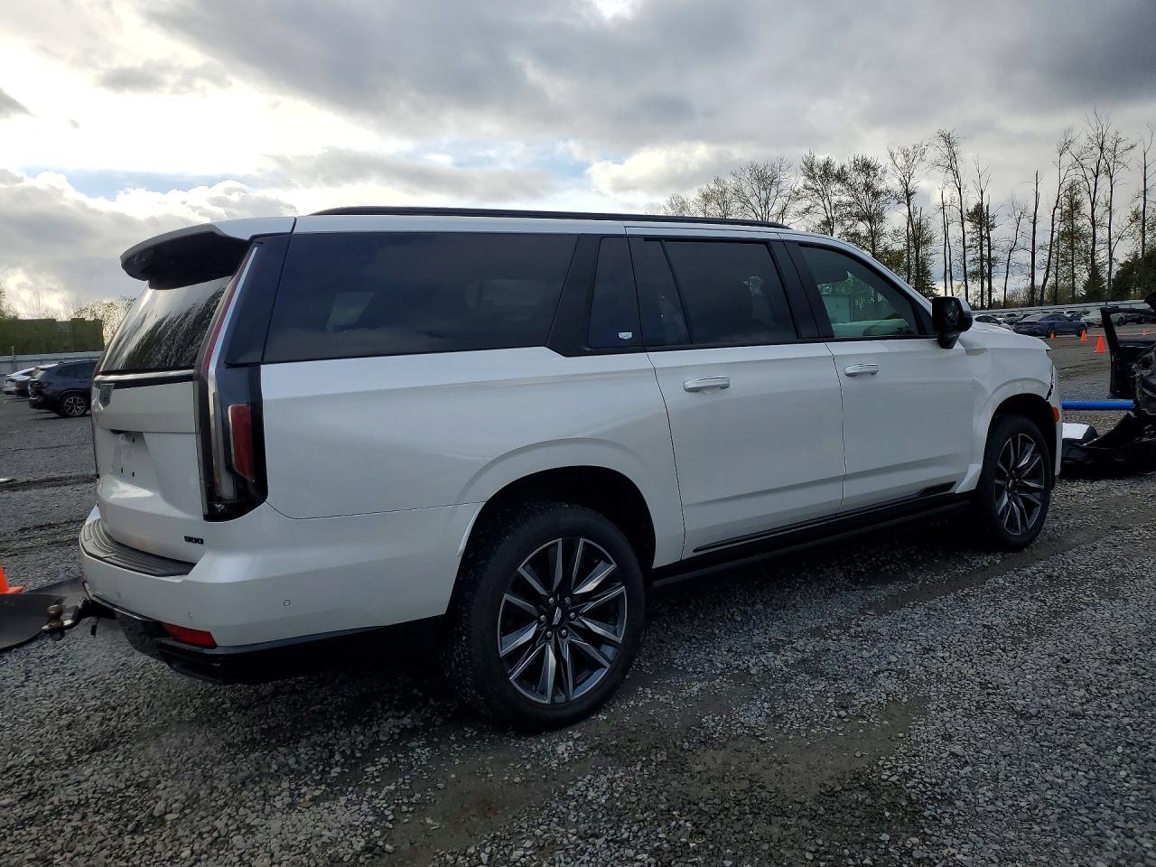 2021 CADILLAC Escalade ESV