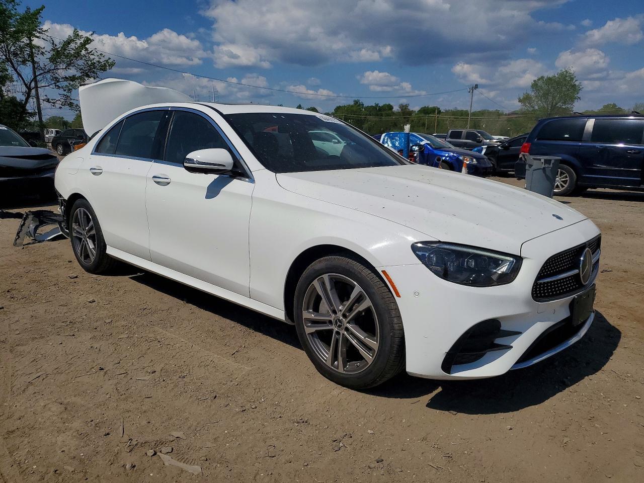 2021 MERCEDES-BENZ E-Class