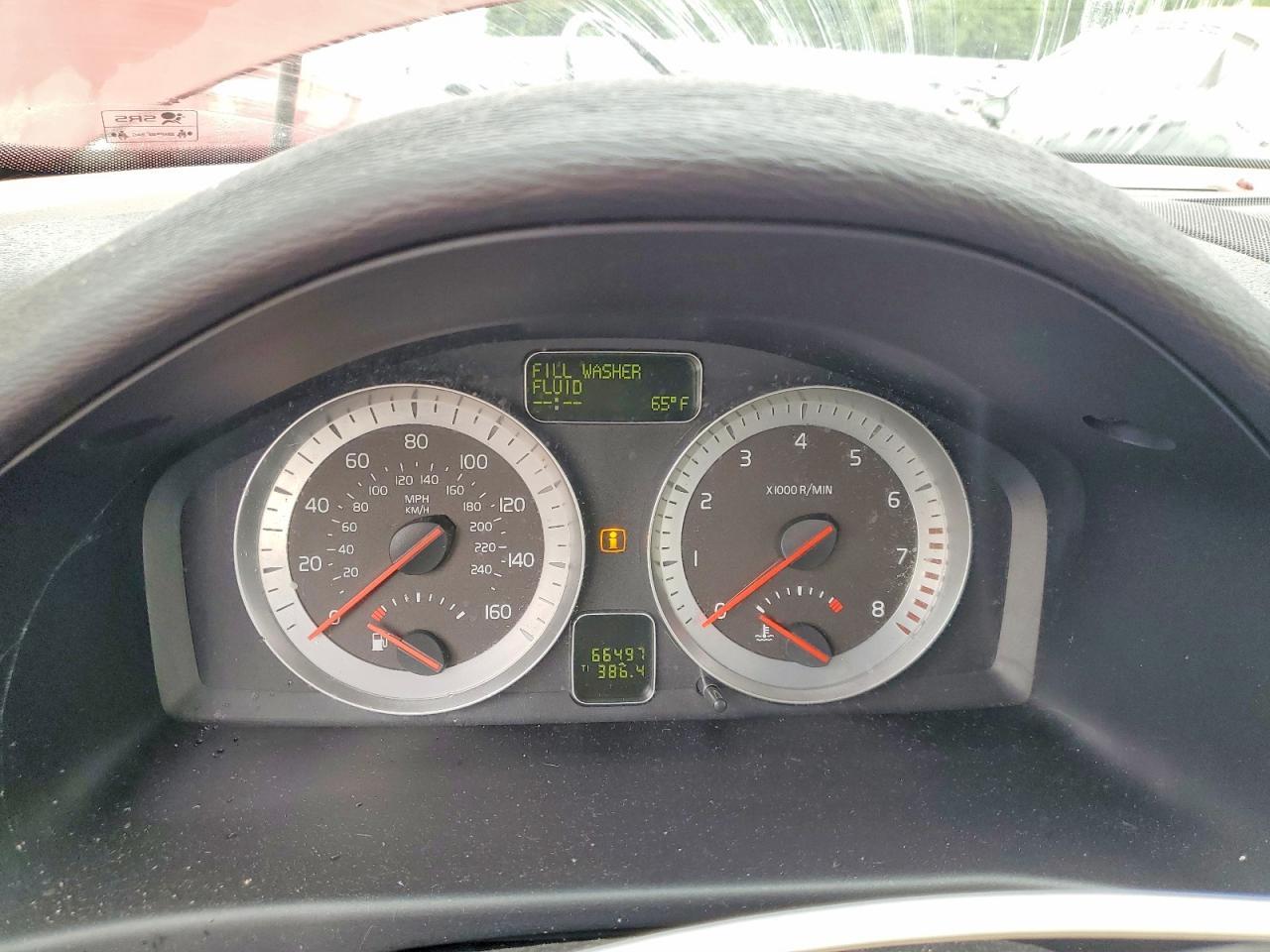 2011 VOLVO C70