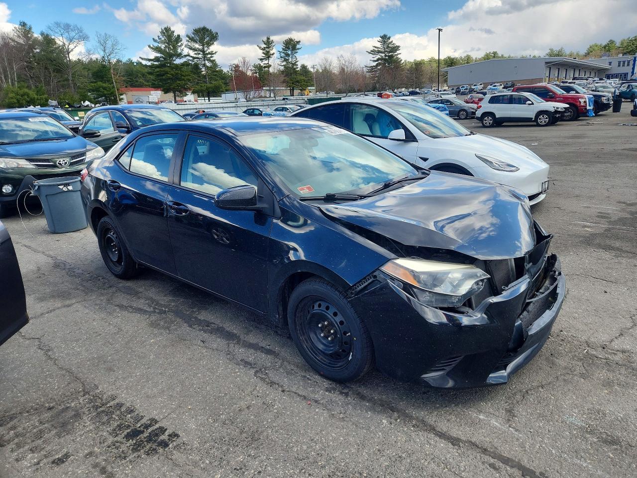 2015 TOYOTA COROLLA