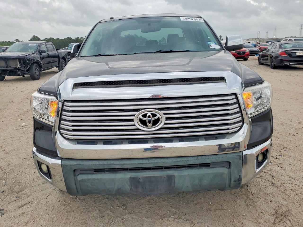 2016 TOYOTA TUNDRA