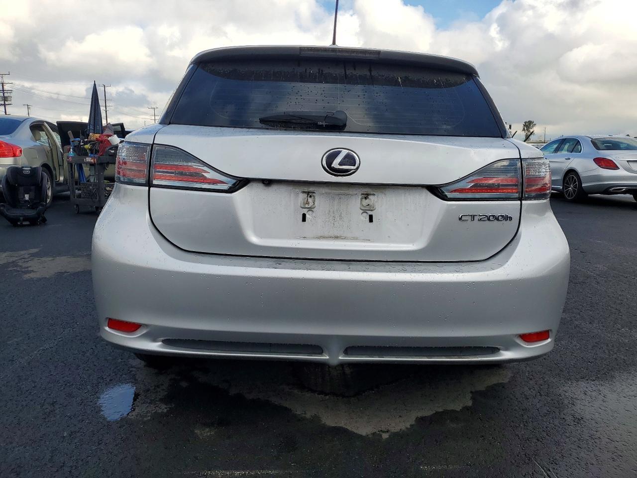 2013 LEXUS CT 200H
