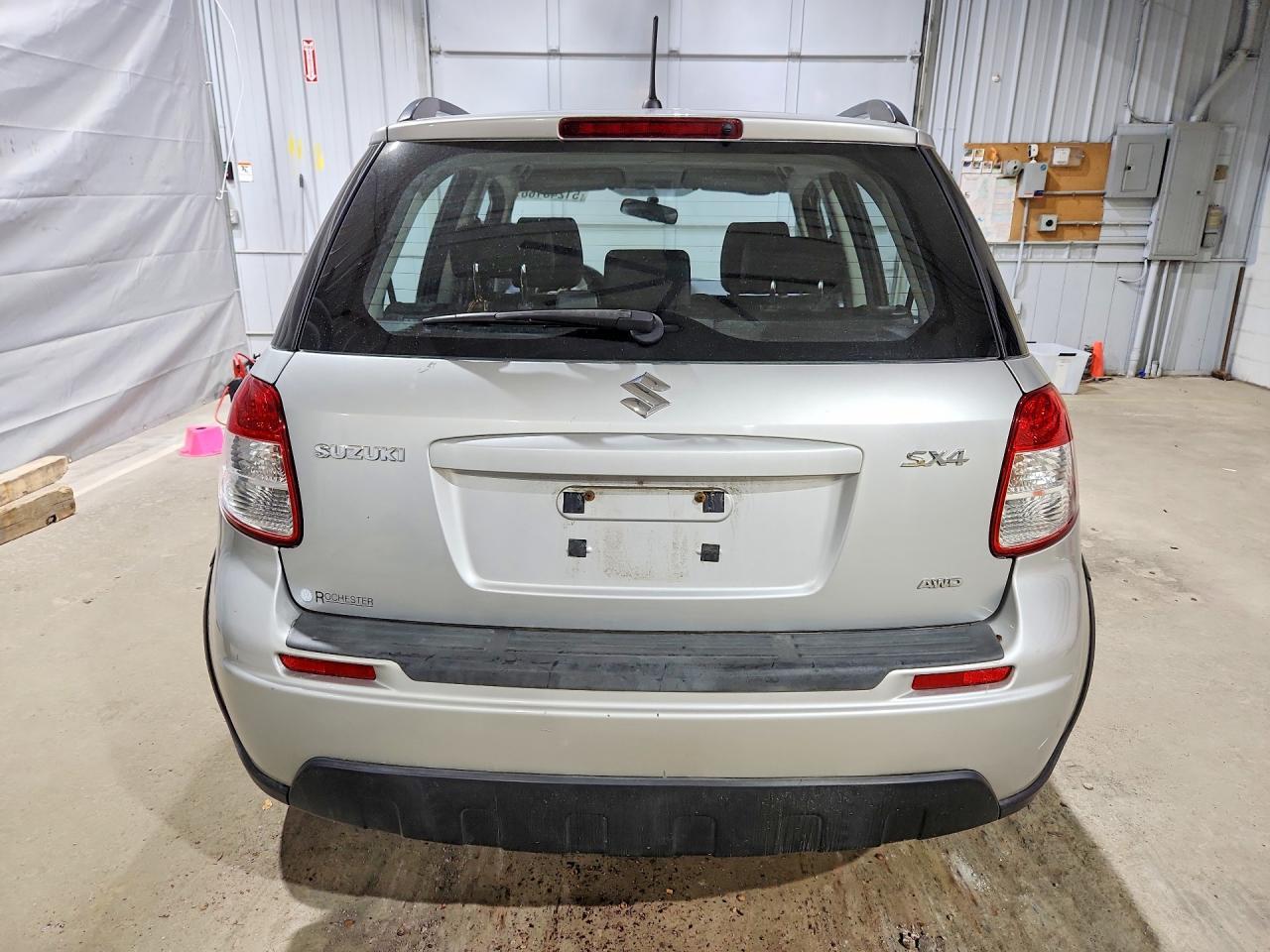 2012 SUZUKI SX4