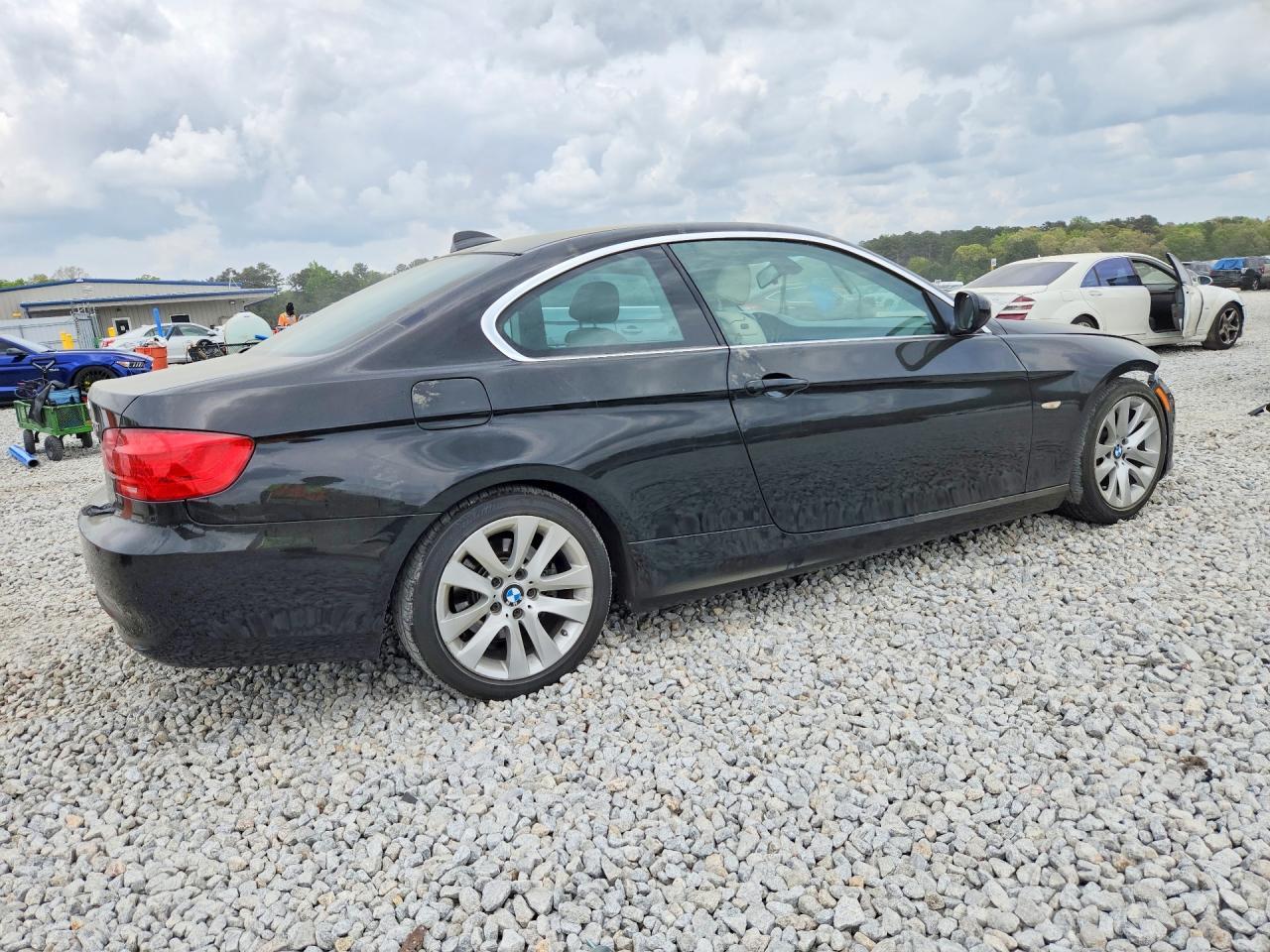 2011 BMW 3 SERIES