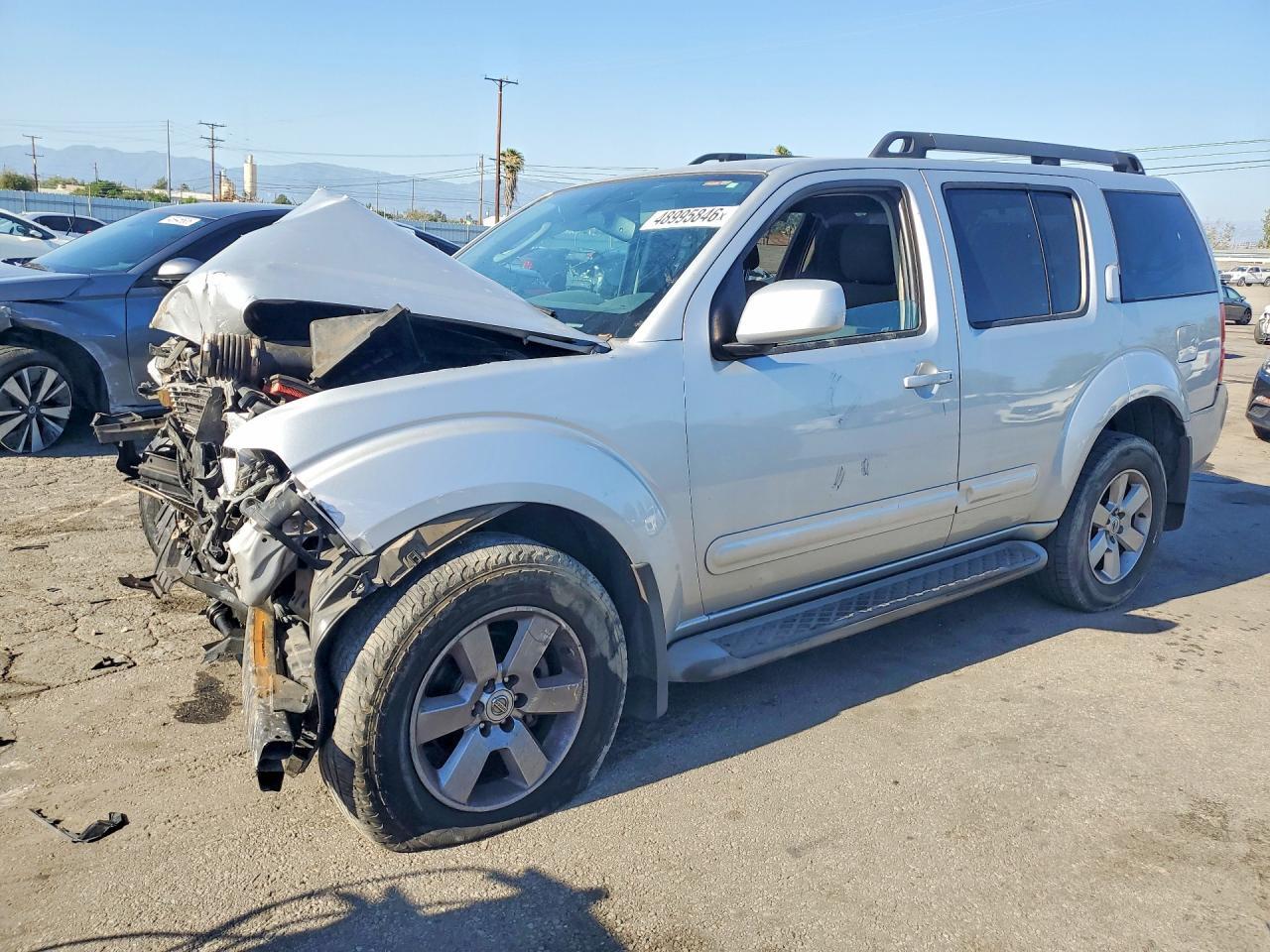 2012 NISSAN PATHFINDER