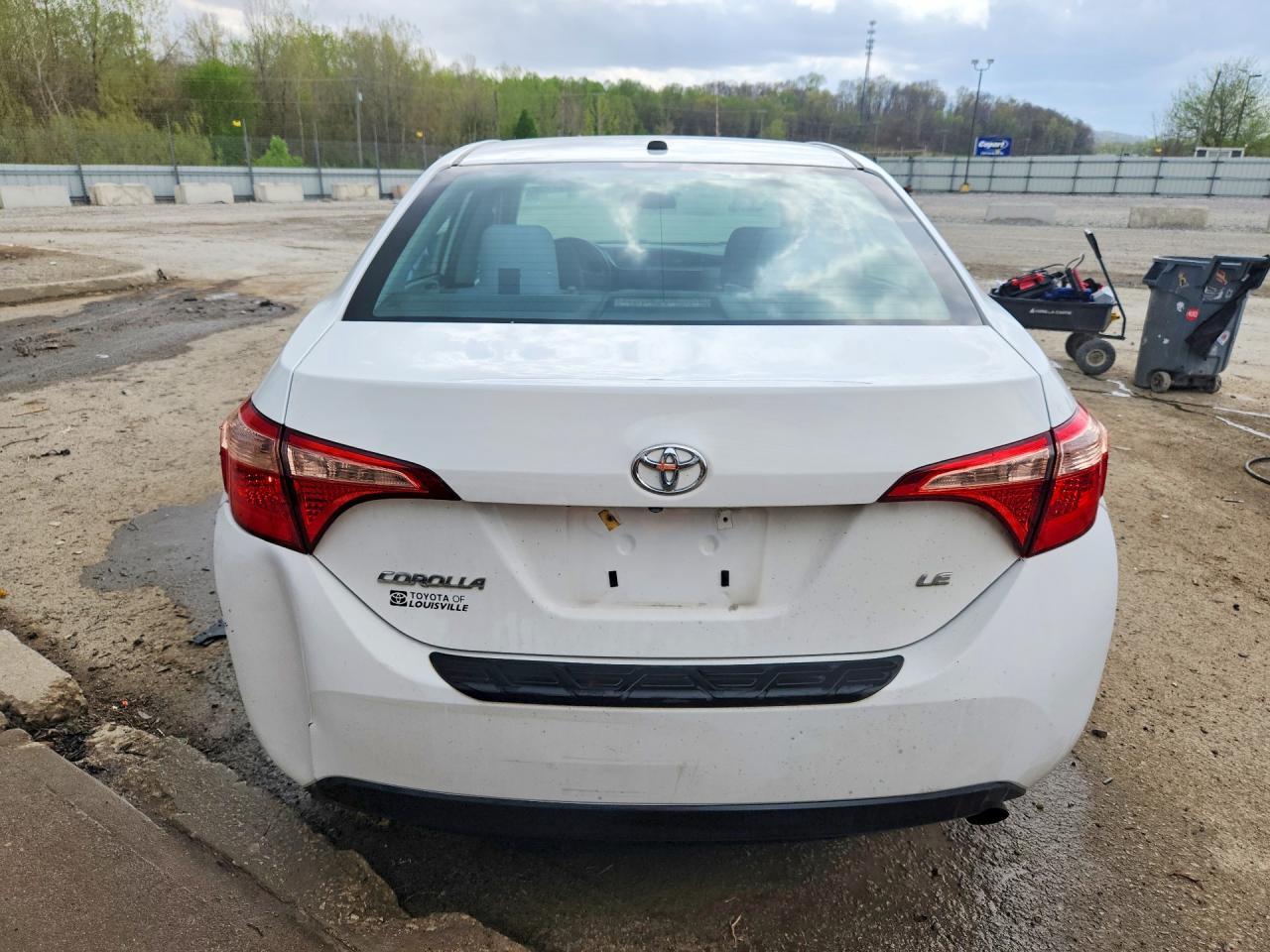 2017 TOYOTA COROLLA