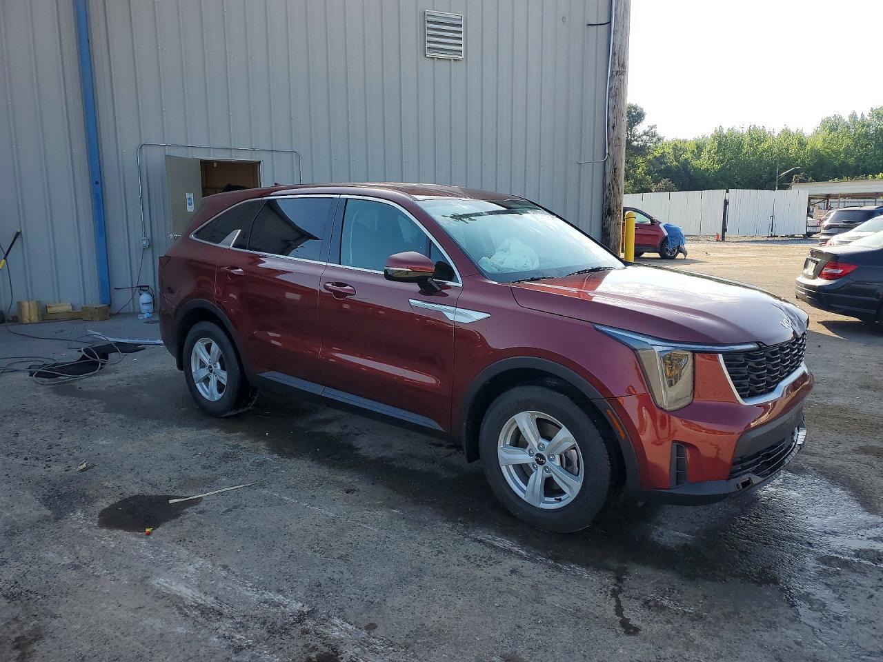 2025 KIA SORENTO
