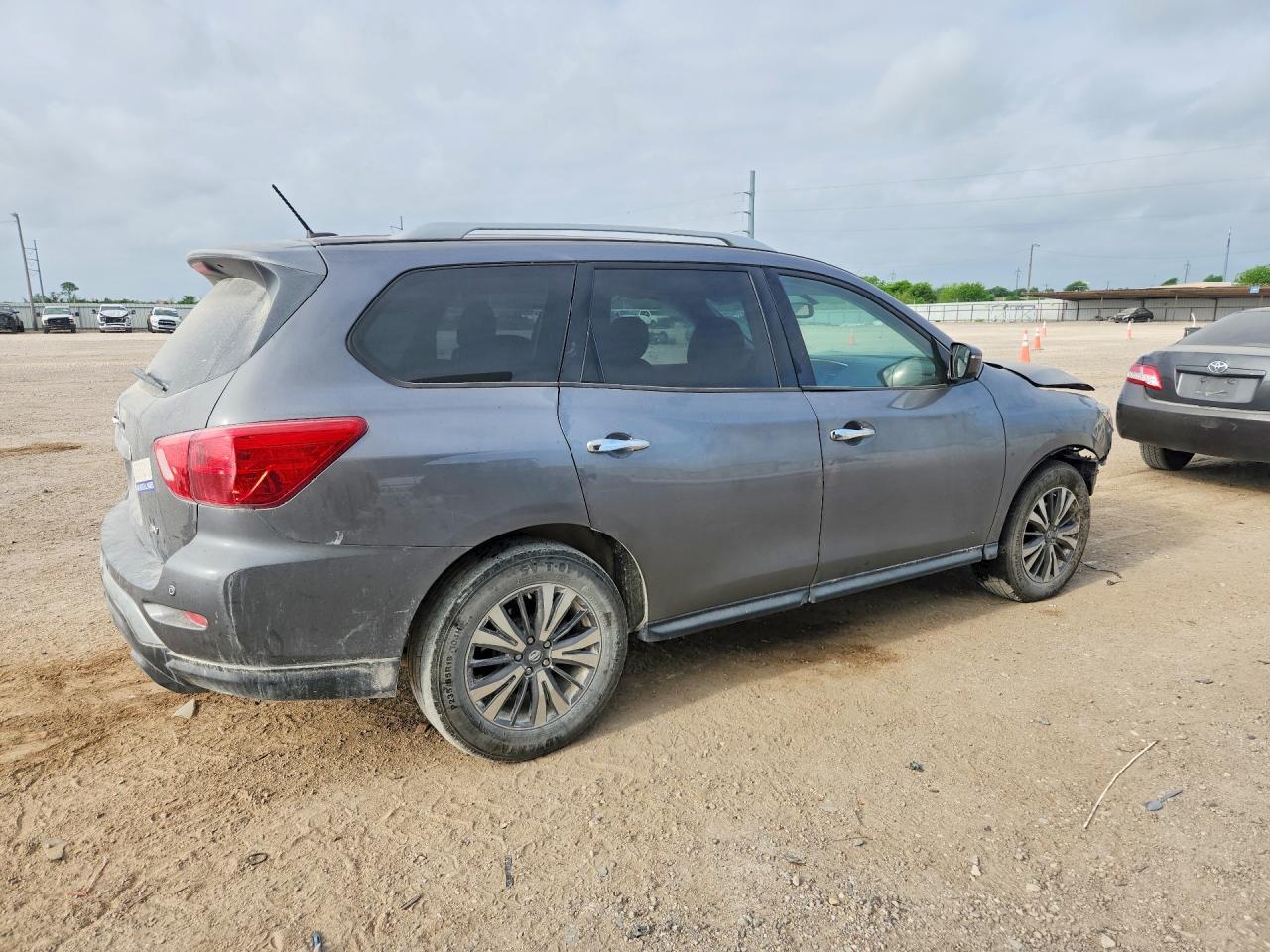 2018 NISSAN PATHFINDER