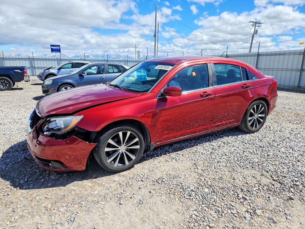 2013 CHRYSLER 200