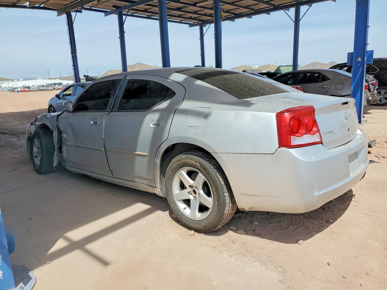 2010 DODGE CHARGER
