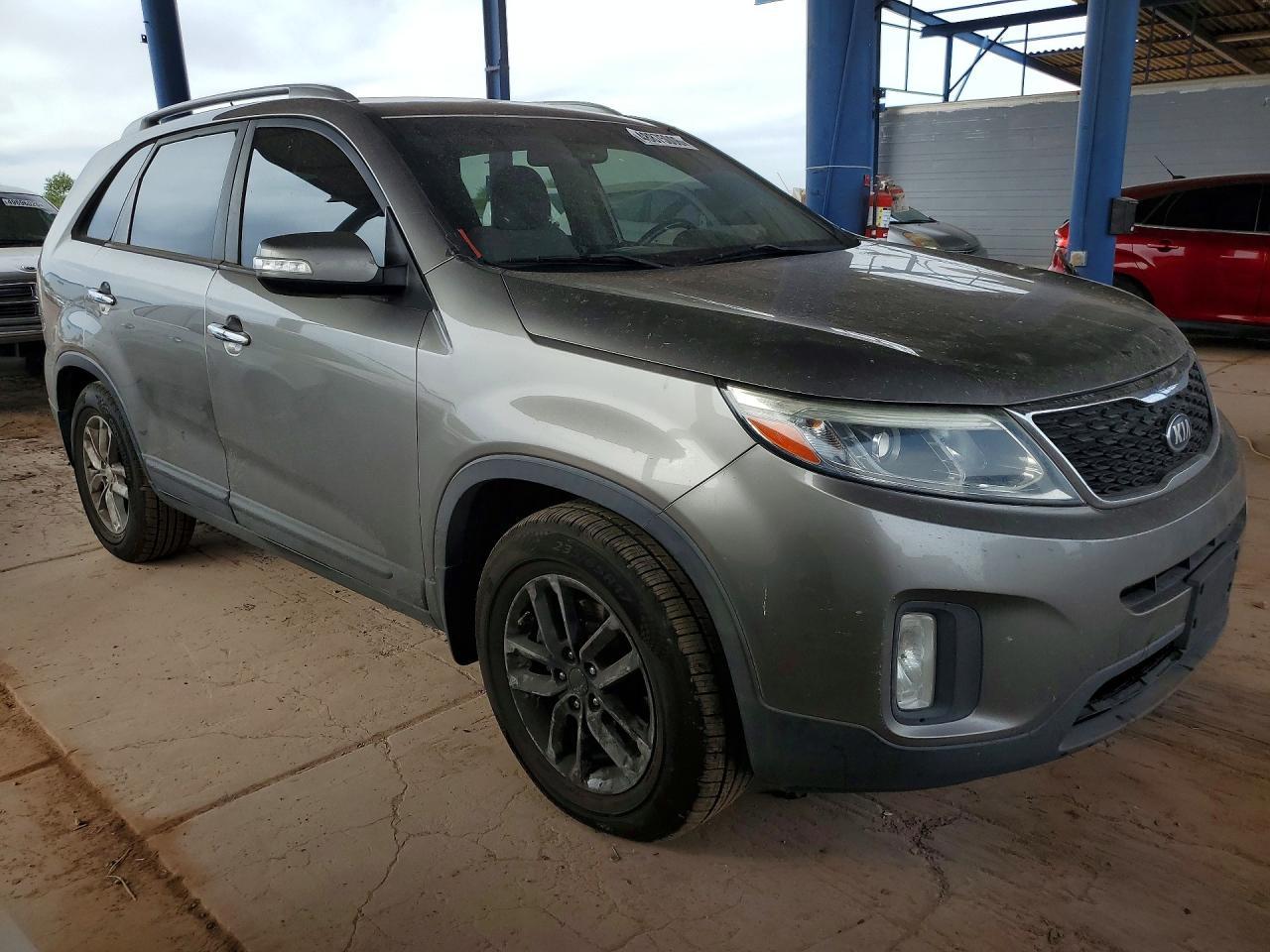 2014 KIA SORENTO