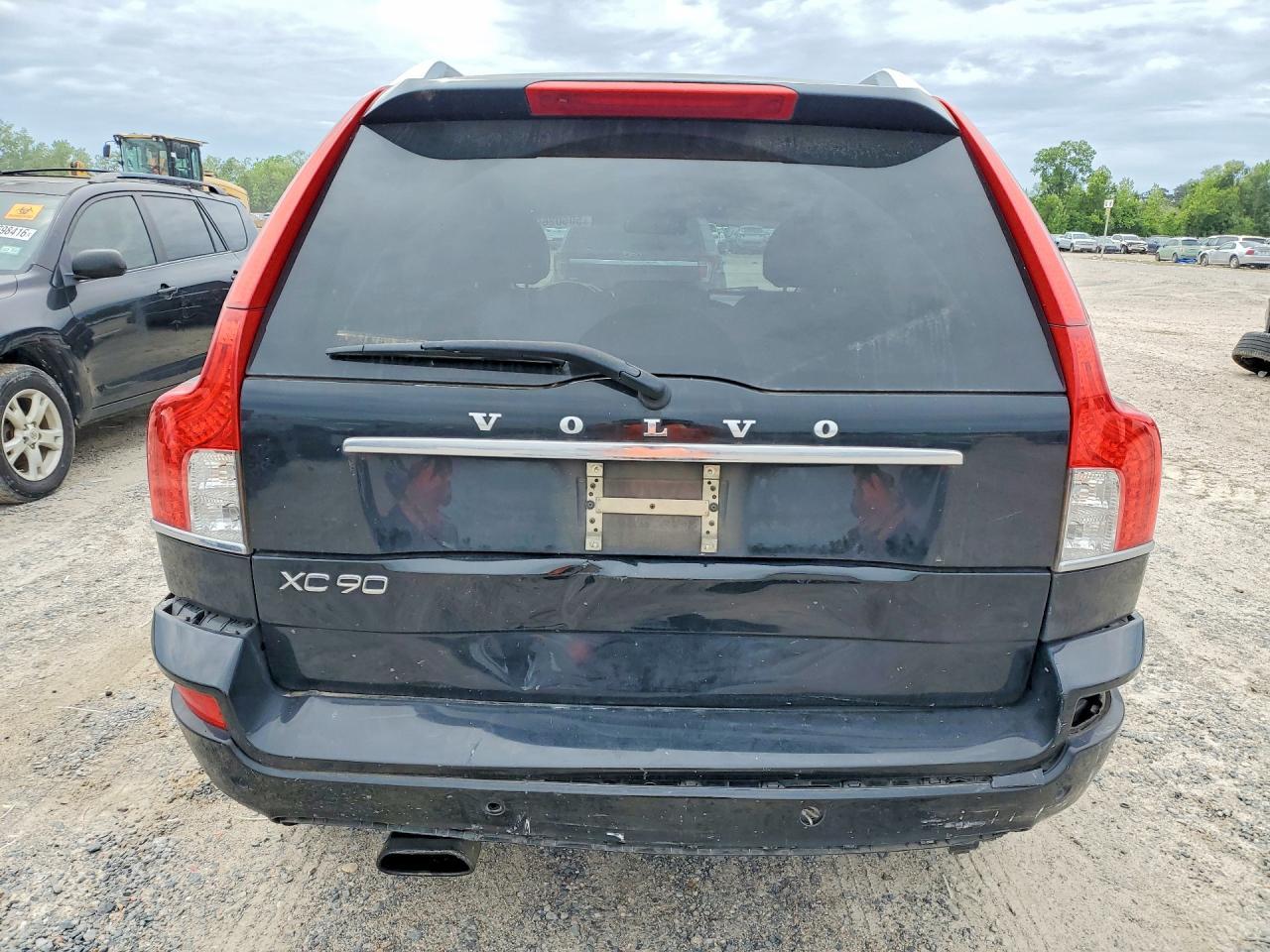2014 VOLVO XC90