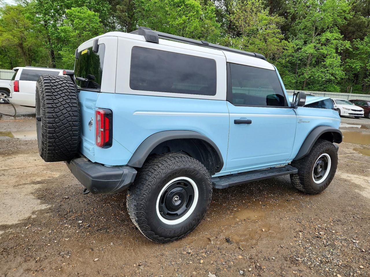 2023 FORD Bronco