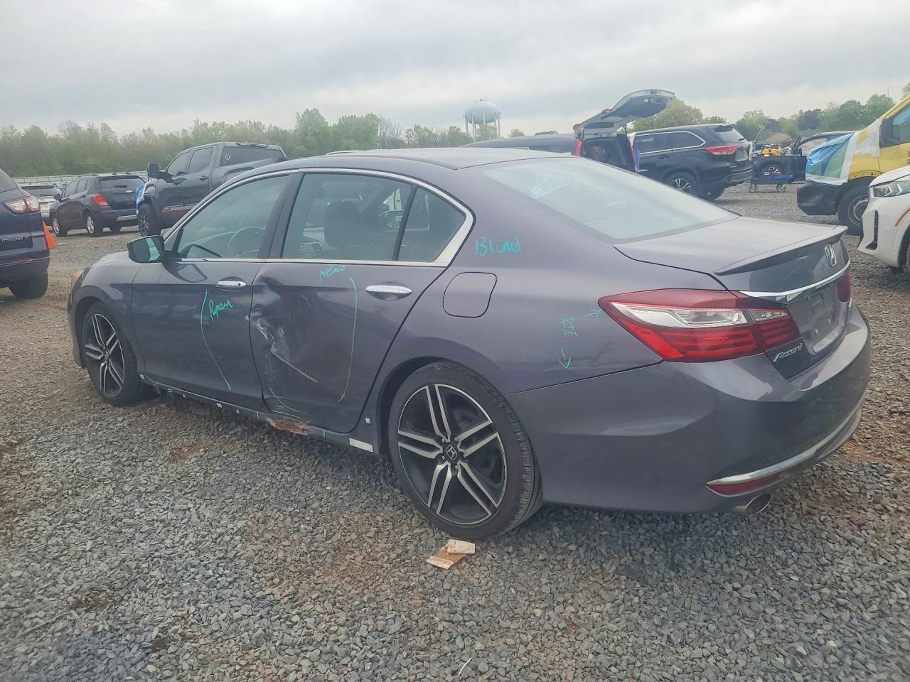 2017 HONDA ACCORD